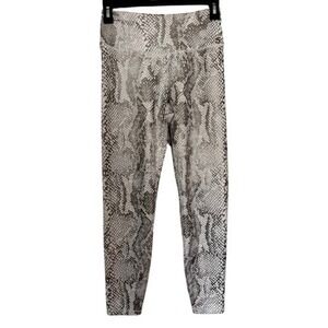 IVL‎ Collective Women's Leggings Size 6 Metallic Snake Print High Rise Workout